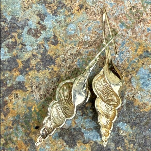 Vintage Gold over Sterling Silver Seashell Pierced Earrings - Picture 3 of 4